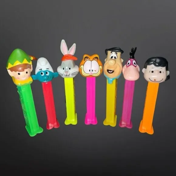 21 Vintage & Current Pez Dispensers Garfield Dino Semi Halloween Glow Bugs Bunny - Picture 2 of 10